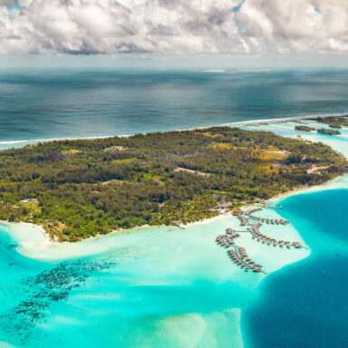 Vyhliadkové lety helikoptérou nad ostrovom Bora Bora 010