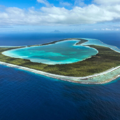 Vyhliadkové lety helikoptérou nad ostrovom Bora Bora 015